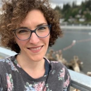 Meet your Posher, Christina